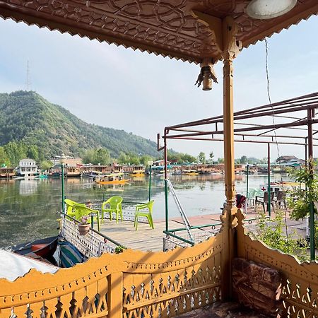 New Sea Palace Houseboats Srīnagar Dış mekan fotoğraf