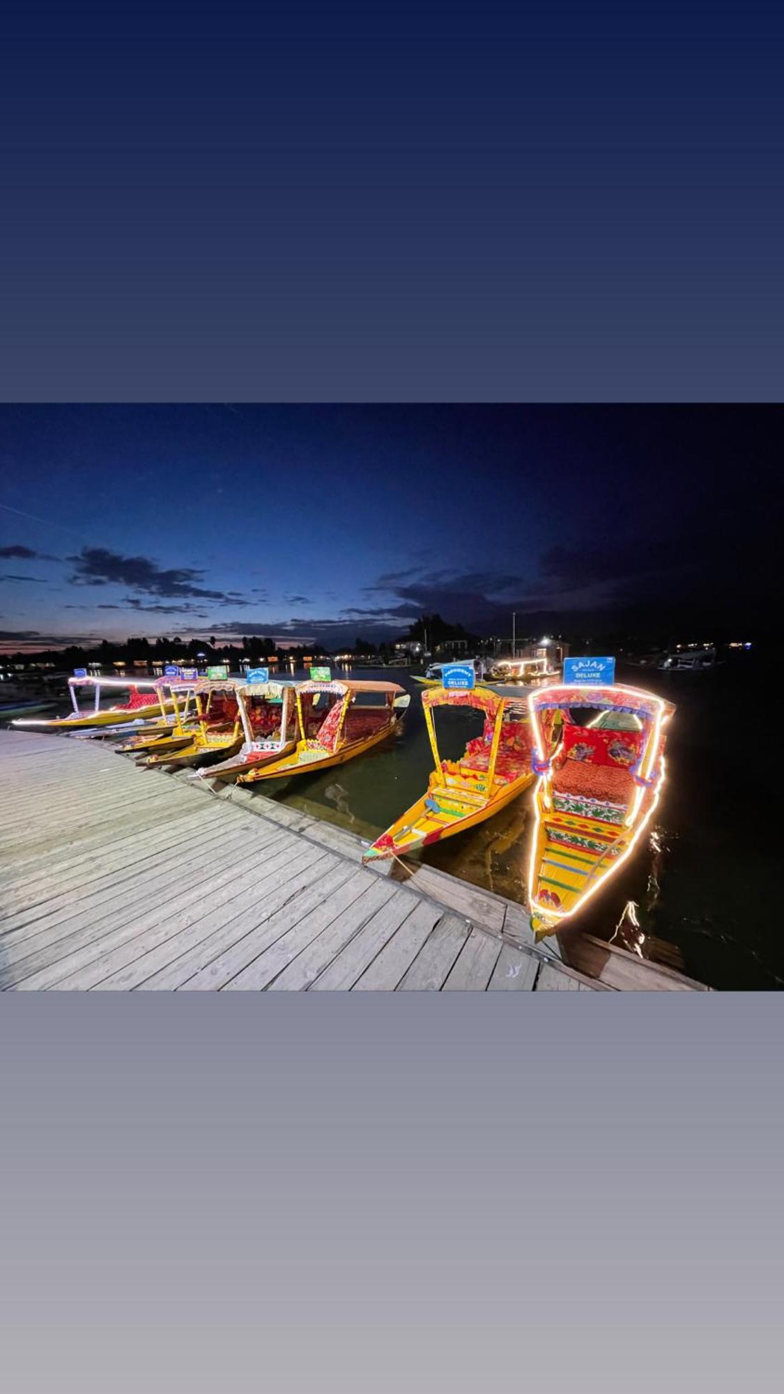 New Sea Palace Houseboats Srīnagar Dış mekan fotoğraf
