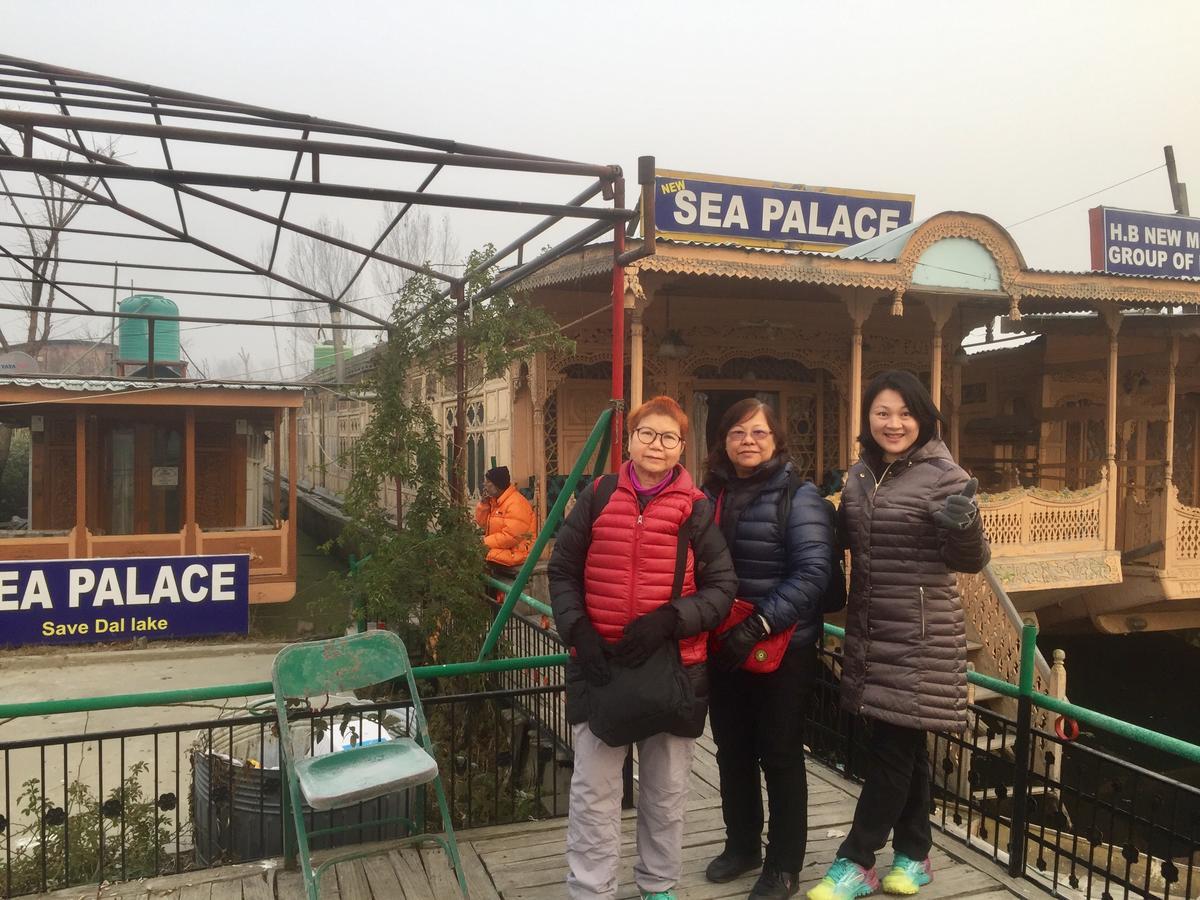 New Sea Palace Houseboats Srīnagar Dış mekan fotoğraf